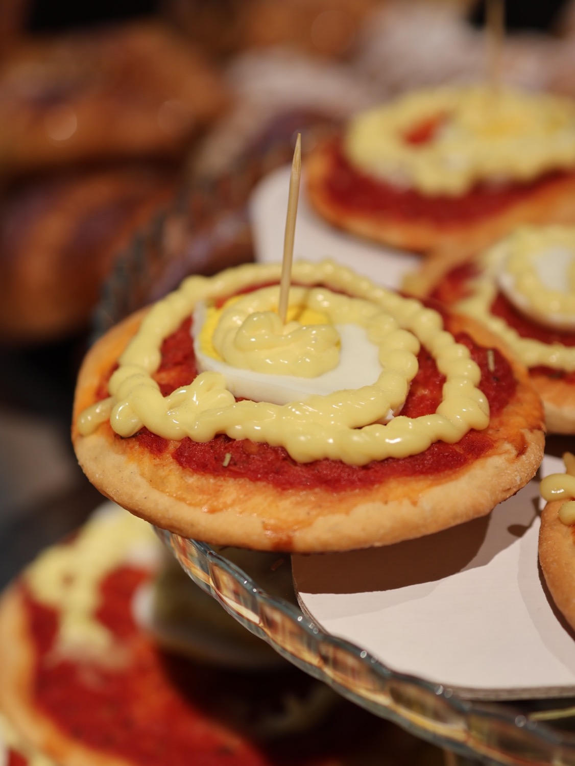 Pizzette farcite con uovo